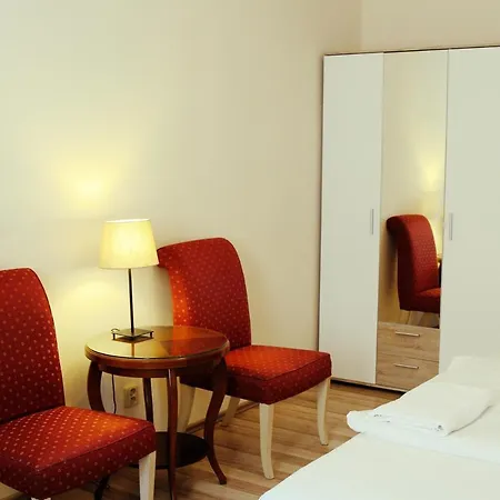 Mira Hotel Prague