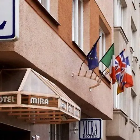 Отель Mira 3*